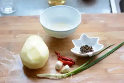 Make Spicy potatoes step 0
