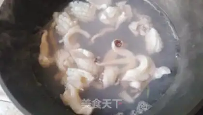 Make Bacon seafood pan step 2