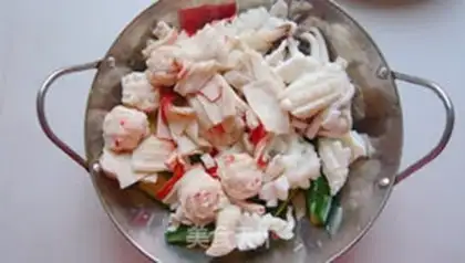 Make Bacon seafood pan step 3