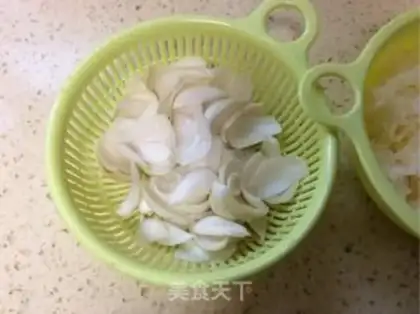 Make The ginseng silver ear lily step 4