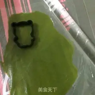 Make Panda cookies step 1
