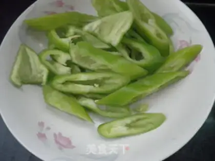 Make The green peppers step 1