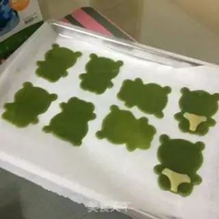 Make Panda cookies step 3