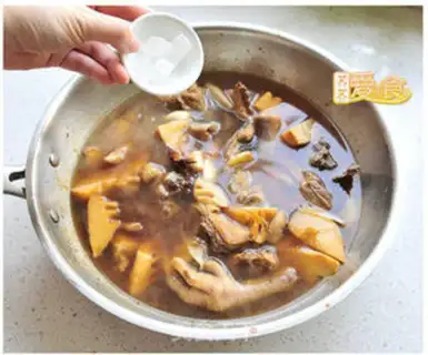 Make The hot, hot chicken step 5