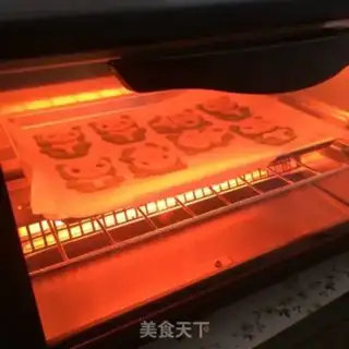 Make Panda cookies step 7