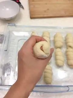 Make Milky ham rolls step 4