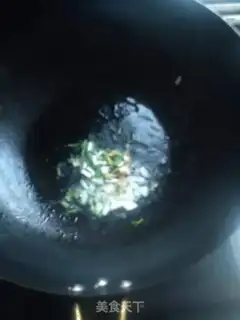 Make Fish bean spicy little clams step 3