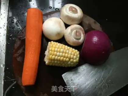 Make Spaghetti with salad sauce step 0