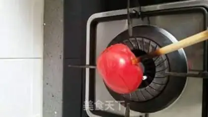 Make Tomato bag of egg noodles step 1