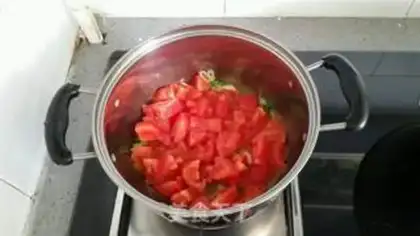 Make Tomato bag of egg noodles step 5