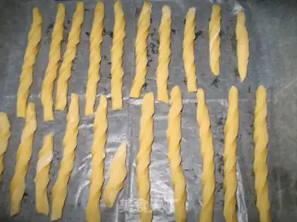 Make Alacon cookies step 6