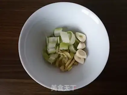 Make The lamb noodles step 5