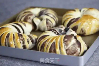 Make Bean roll bread step 12