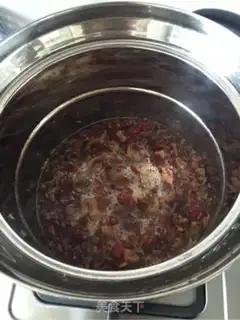 Make Red-tree cake step 2