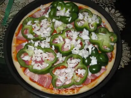 Make Bacon shrimp pizza step 2