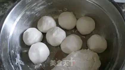 Make Sticky bean buns step 6