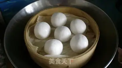 Make Sticky bean buns step 9