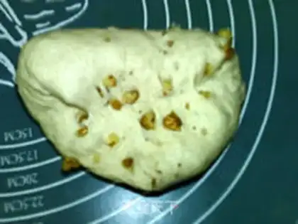 Make walnut bread step 5