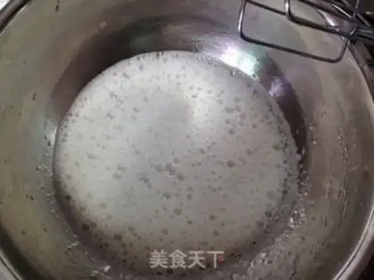Make Coco sponge walnut cake step 3
