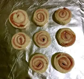 Make Soup bacon rolls step 3