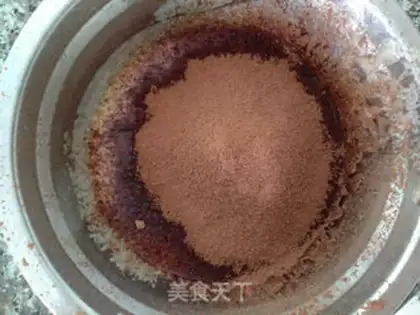 Make Coco sponge walnut cake step 9