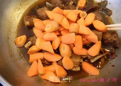 Make Spicy beans and lamb chops step 10