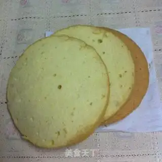 Make Strawberry cream cake step 0