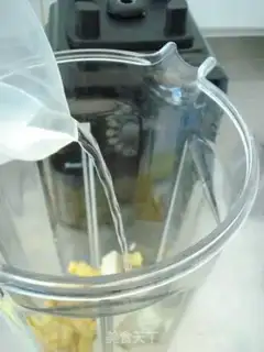 Make Milky corn soup step 4