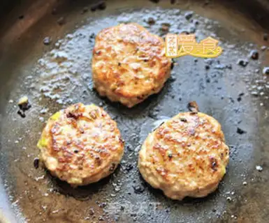Make Mini beef burger step 8
