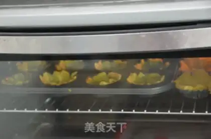 Make Pineapple dry flowers step 5