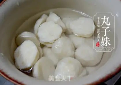 Make Hands on the cucumber platter fish balls step 3