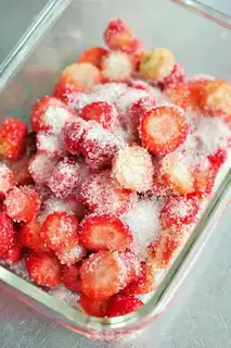 Make Pellet strawberry sauce step 2