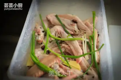 Make Salted geese wings step 2