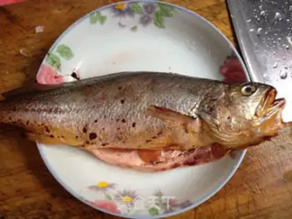 Make Bad yellow fish step 7