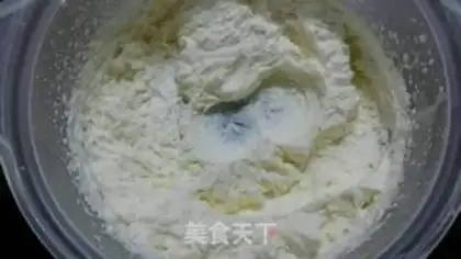 Make Strawberry cheese mousse step 6