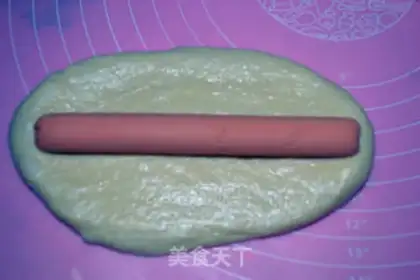 Make Ham bouquet bread step 1