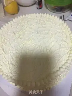 Make Swan birthday cake step 5