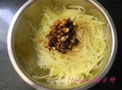 Make Sesame egg rolls step 2