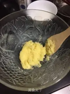 Make Gold coconut ball step 2