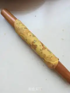 Make Sesame egg rolls step 5