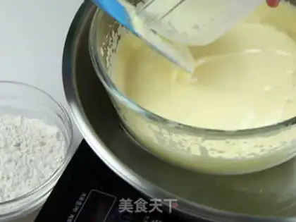 Make Banana sponge cake step 2