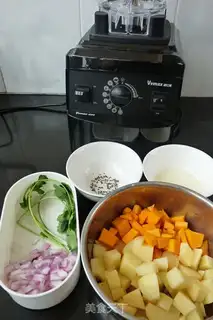 Make Potato pumpkin soup step 0