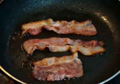 Make Homer Bacon sandwich step 2