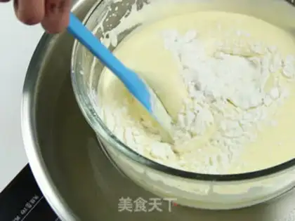 Make Banana sponge cake step 4