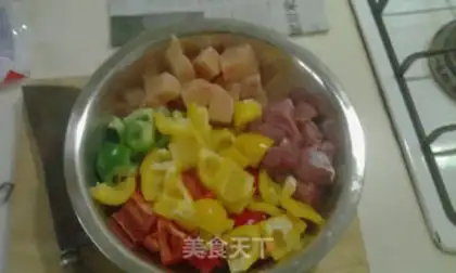 Make Five-coloured meat string step 1