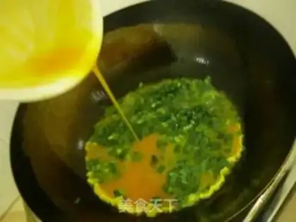 Make Fried eggs step 4