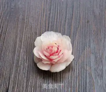 Make Sculpt radish step 16