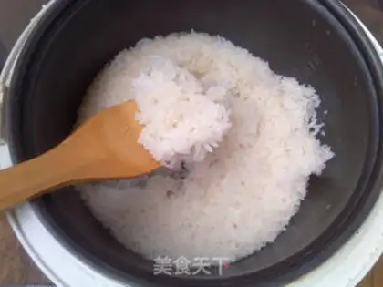 Make Strawberry rice step 1