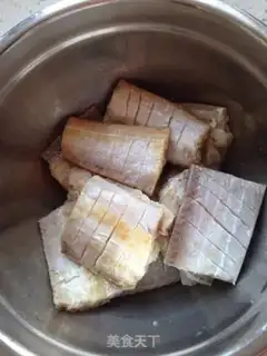 Make Red-fried fish step 0