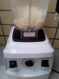 Make Strawberry rice step 2